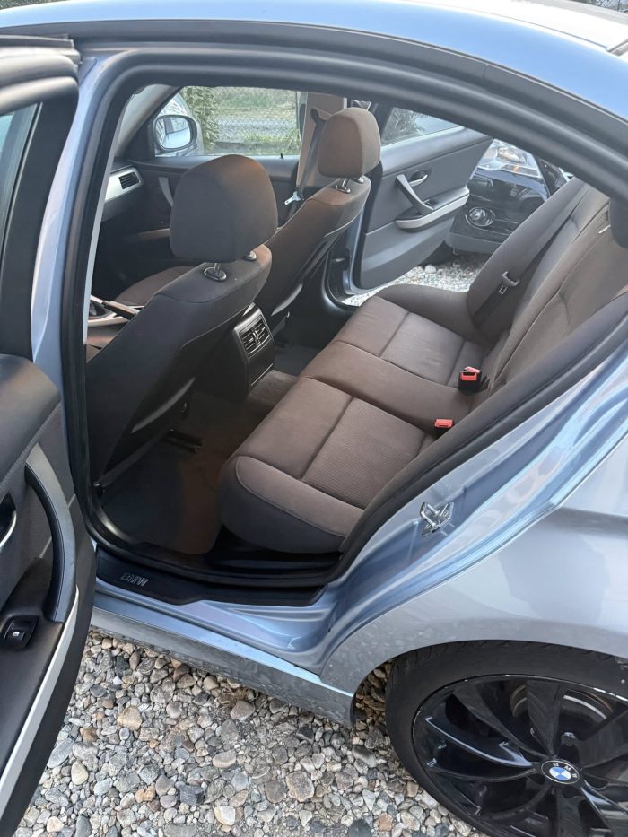 Bmw 318D 2009 - imagine 5