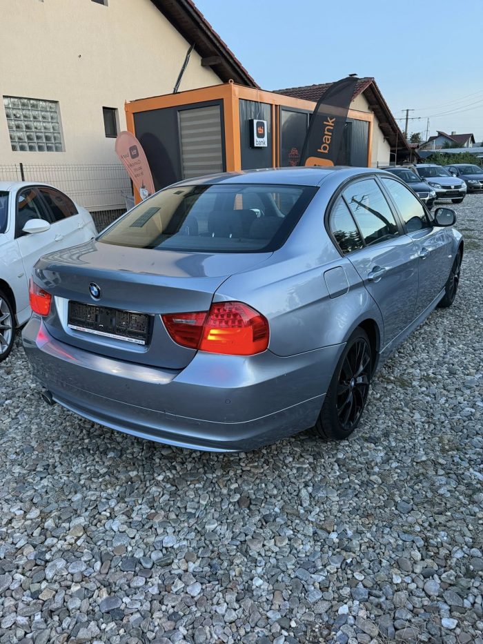 Bmw 318D 2009 - imagine 8